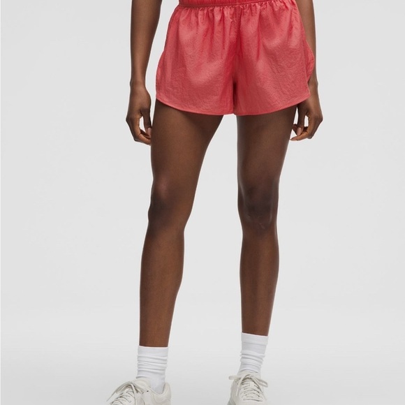 Lululemon Athletica Pink Dolphin Hem Running Shorts XXXS NWT - Picture 2 of 8